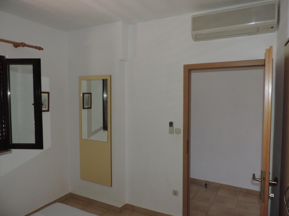 Apartmani Lavanda Pag Town Bilik gambar