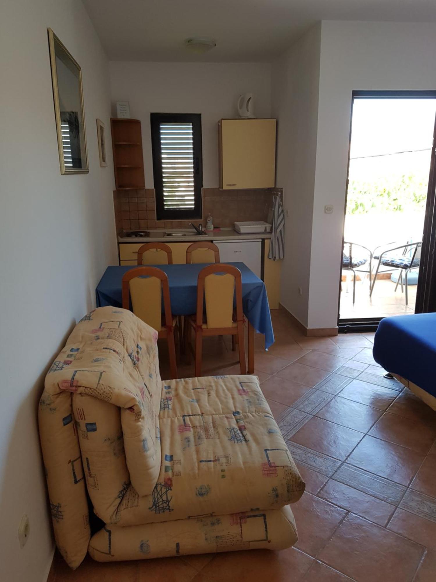 Apartmani Lavanda Pag Town Bilik gambar